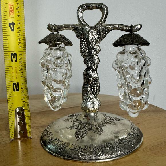 Vintage Glass Salt and Pepper Hanging Grapes Silver Made in Japan A Price Import - Picture 4 of 9